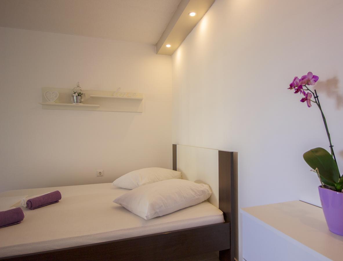 Apartments Hajdi Duće エクステリア 写真